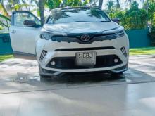Toyota CHR NGX10 Bruno Top 2019 SUV