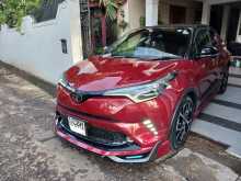 Toyota CHR NGX10 2019 SUV