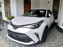 Toyota CHR NGX10 2023 SUV