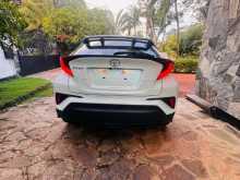 https://riyasewana.com/uploads/toyota-chr-ngx10-2023-68571012353.jpg