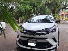 Toyota CHR NGX10 2018 SUV