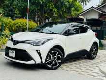 https://riyasewana.com/uploads/toyota-chr-ngx10-219271422303.jpg