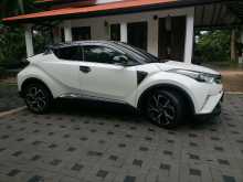 Toyota CHR NGX10 Turbo 2018 SUV