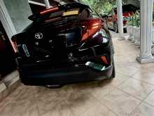 https://riyasewana.com/uploads/toyota-chr-ngx10-2222533122193.jpg