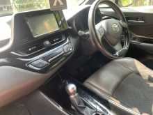 https://riyasewana.com/uploads/toyota-chr-ngx10-24185606284.jpg