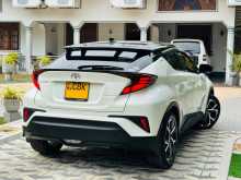 https://riyasewana.com/uploads/toyota-chr-ngx10-258521822782.jpg