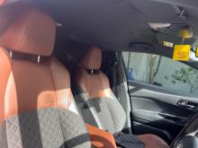 https://riyasewana.com/uploads/toyota-chr-ngx10-316152717506.jpg