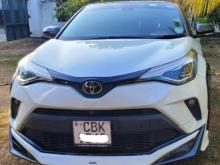 Toyota CHR NGX10 2020 SUV
