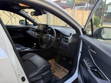 https://riyasewana.com/uploads/toyota-chr-ngx10-414592917135.jpg