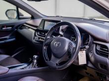 https://riyasewana.com/uploads/toyota-chr-ngx10-47490217045.jpg