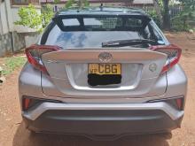 https://riyasewana.com/uploads/toyota-chr-ngx10-51835516666.jpg
