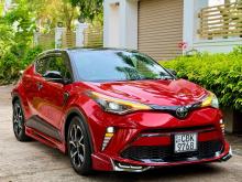 Toyota CHR NGX10 2020 SUV