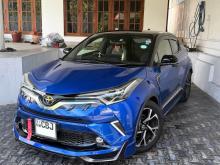 Toyota CHR NGX 10 2019 SUV
