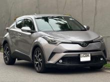 Toyota CHR NGX 10 2019 SUV