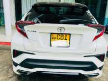 https://riyasewana.com/uploads/toyota-chr-ngx10-81455074502.jpg