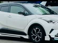 Toyota CHR NGX10 2019 SUV