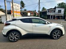 https://riyasewana.com/uploads/toyota-chr-ngx50-112244296235.jpg