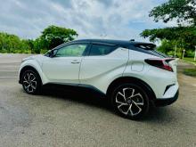https://riyasewana.com/uploads/toyota-chr-ngx50-114175124441.jpg