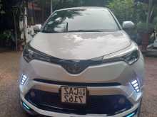 Toyota CHR NGX50 2017 SUV