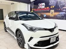 Toyota CHR NGX50 2018 SUV