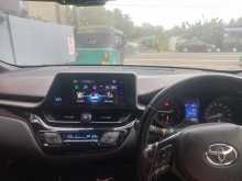 https://riyasewana.com/uploads/toyota-chr-ngx50-2017-110552012324.jpg