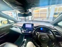 https://riyasewana.com/uploads/toyota-chr-ngx50-2017-310081912464.jpg