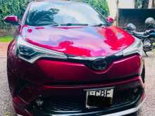 Toyota CHR NGX50 2017 SUV