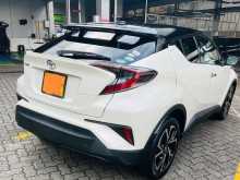 Toyota CHR NGX50 2018 SUV