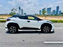 https://riyasewana.com/uploads/toyota-chr-ngx50-2020-1314105912804.jpg