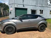 https://riyasewana.com/uploads/toyota-chr-ngx50-20201729565.jpg