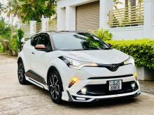 Toyota CHR NGX50 Brown Top 2017 SUV
