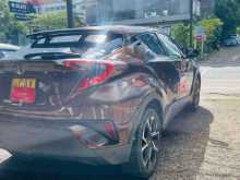 https://riyasewana.com/uploads/toyota-chr-ngx50-231012584072.jpg