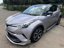 Toyota CHR NGX50 2017 SUV
