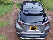 https://riyasewana.com/uploads/toyota-chr-ngx50-2412091292.jpg