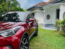 Toyota CHR NGX50 2017 SUV