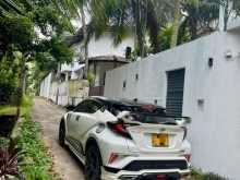 https://riyasewana.com/uploads/toyota-chr-ngx50-modified-2018-422260812184.jpg