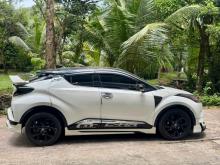 https://riyasewana.com/uploads/toyota-chr-ngx50-modified-422270117135.jpg