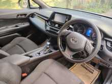 https://riyasewana.com/uploads/toyota-chr-stngx-50-1474727354.jpg