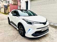 Toyota CHR ZYX10 2017 SUV