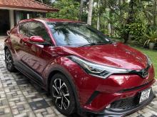 Toyota CHR NGX10 2018 SUV