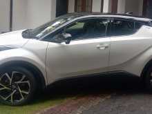 Toyota CHRNGX10 2018 SUV