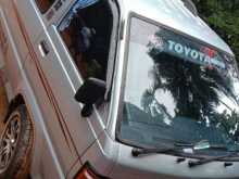 Toyota CM36 Liteace 1987 Van