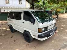 Toyota CM36 1990 Van