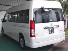 https://riyasewana.com/uploads/toyota-commuter-1151157106.jpg