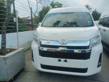 https://riyasewana.com/uploads/toyota-commuter-2025-1817050412301.jpg