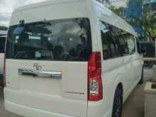https://riyasewana.com/uploads/toyota-commuter-2025-1817050412652.jpg