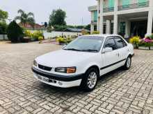 Toyota Corolla 110 SE Saloon 1995 Car