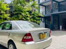 https://riyasewana.com/uploads/toyota-corolla-121-2001-1820435512193.jpg