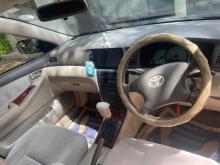 https://riyasewana.com/uploads/toyota-corolla-121-2817383817893.jpg