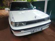 Toyota Corolla 1990 Car